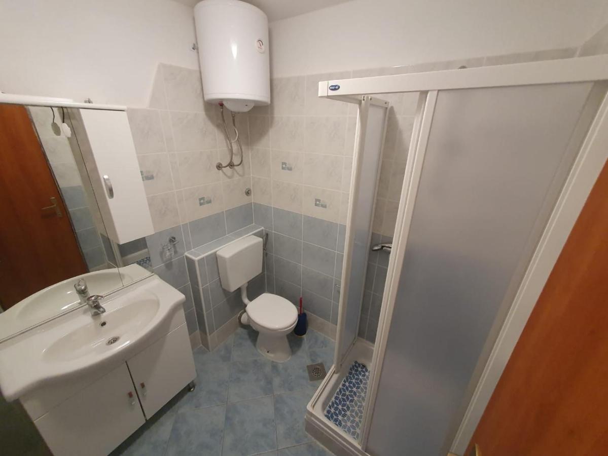 Francis Appartements Pakoštane Esterno foto
