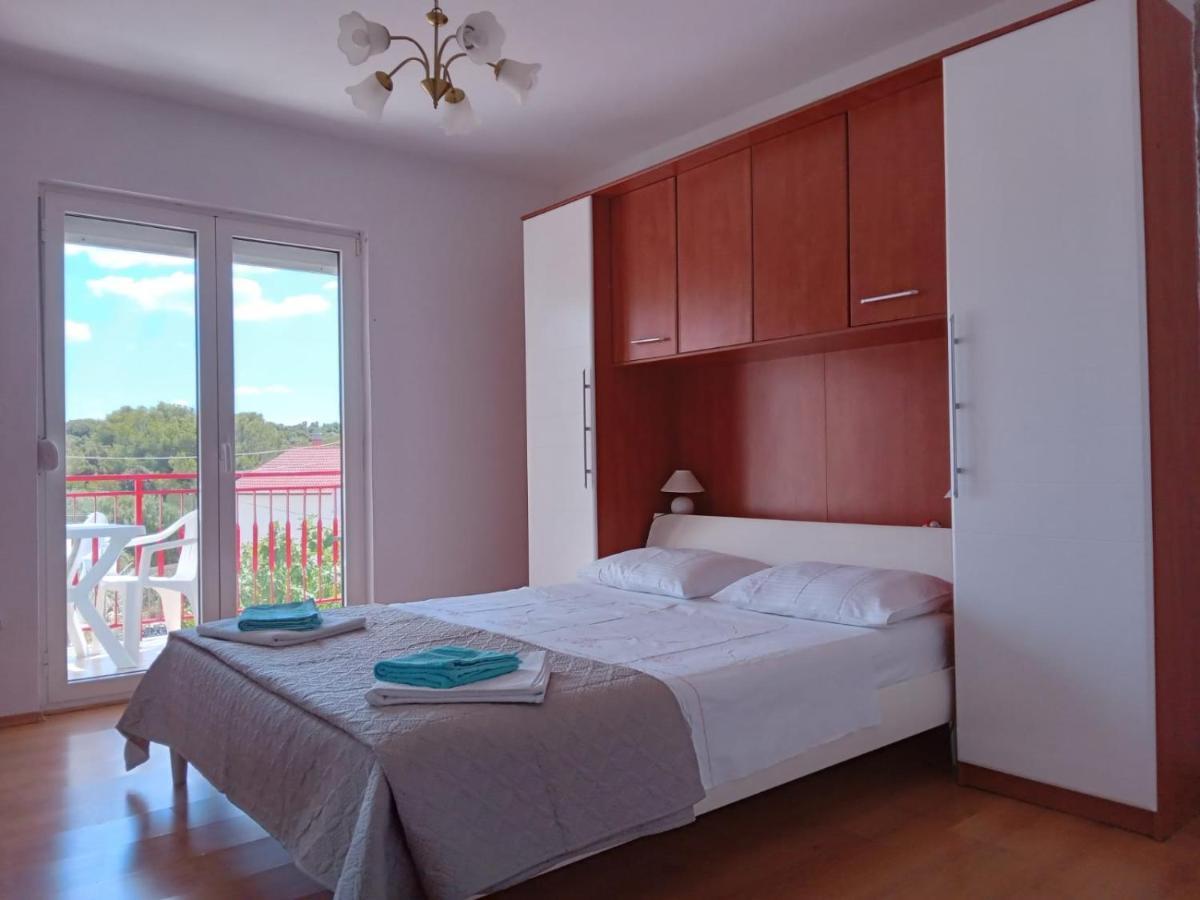 Francis Appartements Pakoštane Esterno foto