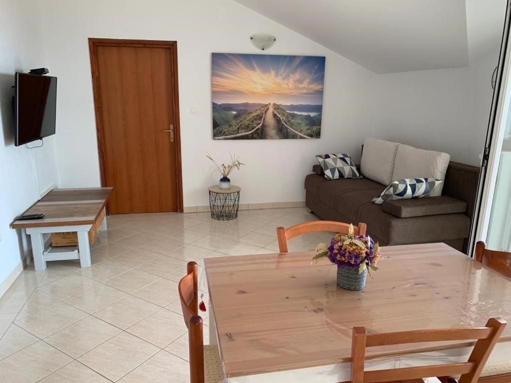 Francis Appartements Pakoštane Esterno foto
