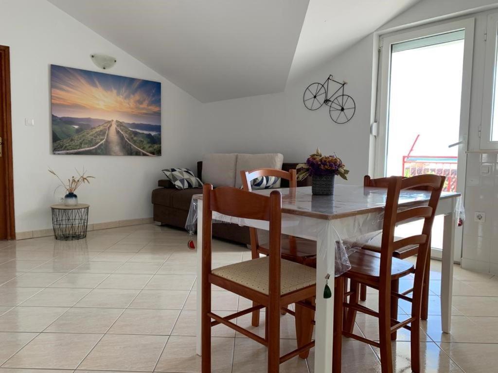 Francis Appartements Pakoštane Esterno foto