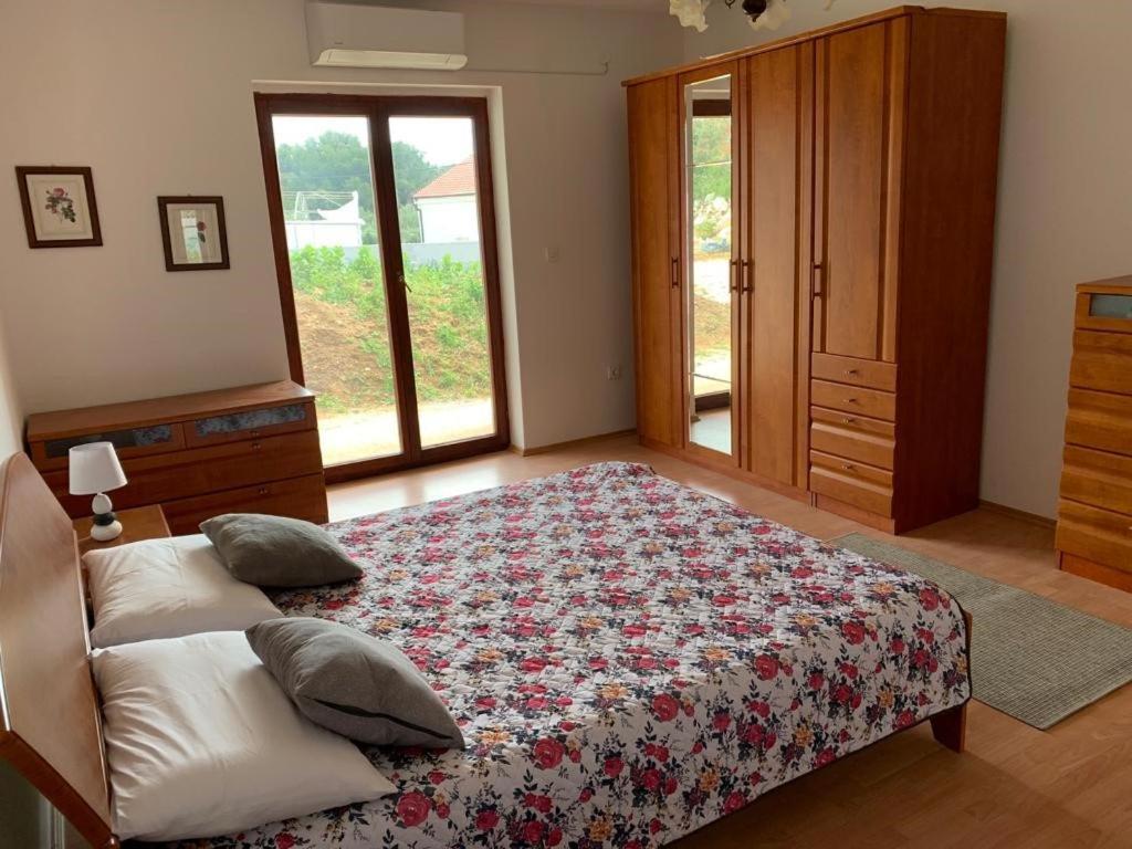 Francis Appartements Pakoštane Esterno foto