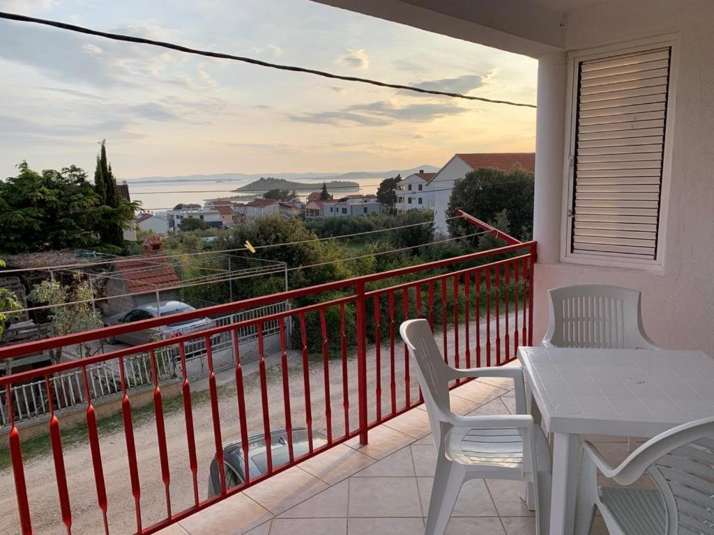 Francis Appartements Pakoštane Esterno foto